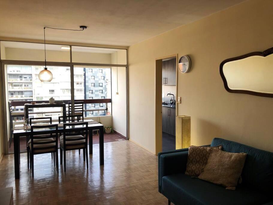 Confortable Y Luminoso Apto Frente A Playa Pocitos Apartamento Montevideu