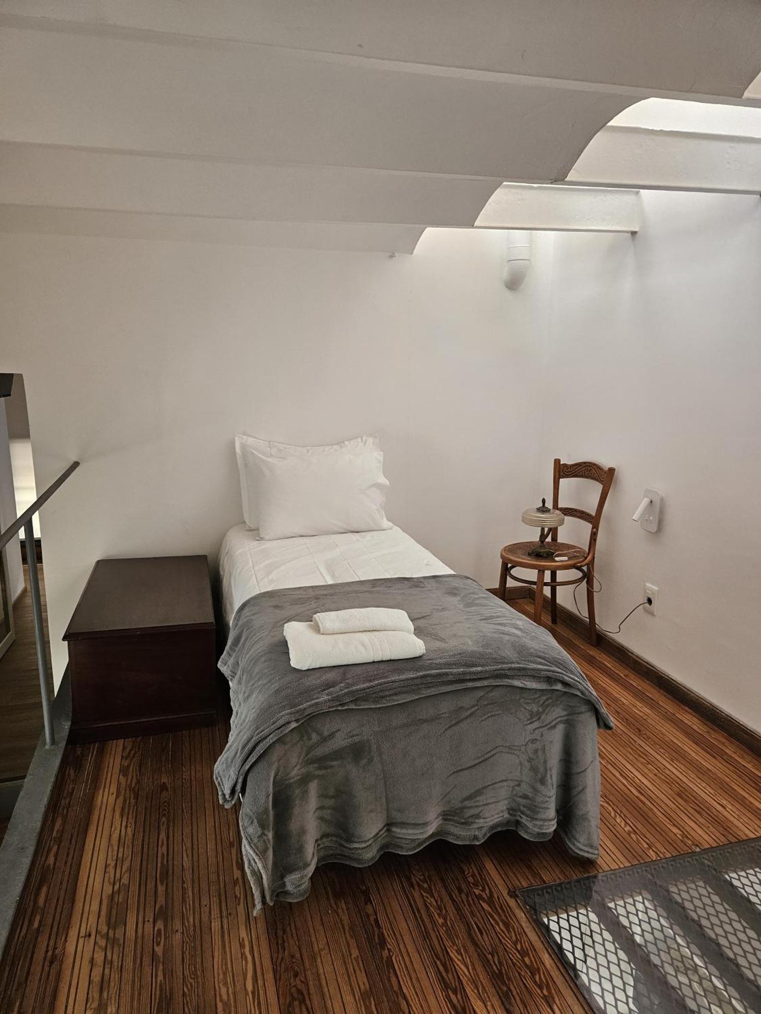 Loft Reciclado Estilo Antiguo A 100mts Del Mar 101 Montevideo