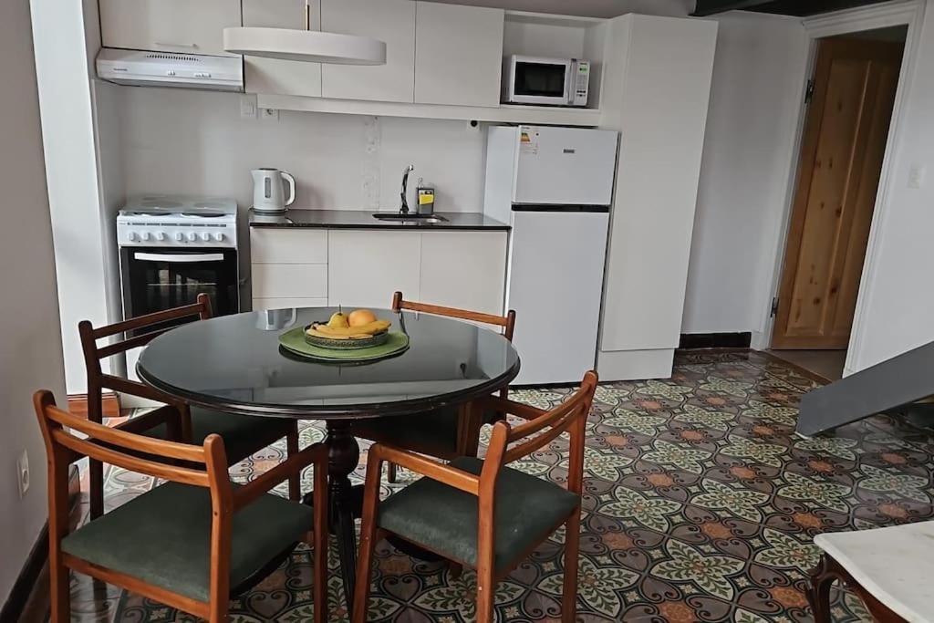 Loft Reciclado Estilo Antiguo A 100mts Del Mar 102 * Montevideu