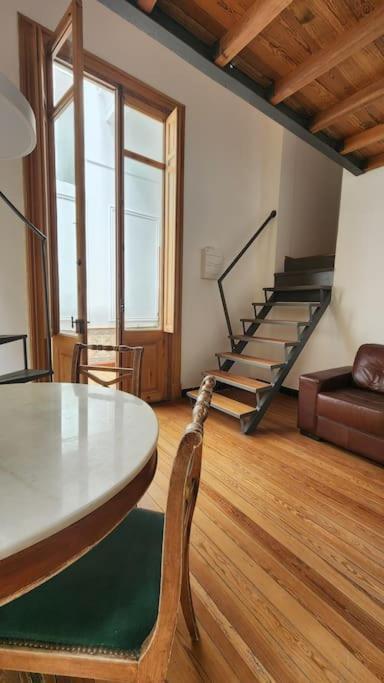 Apartamento Loft Reciclado Estilo Antiguo A 100mts Del Mar 101