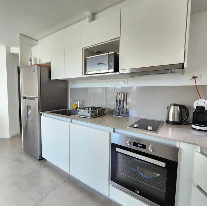 Apartamento En Malvin Piscina Apartamento *