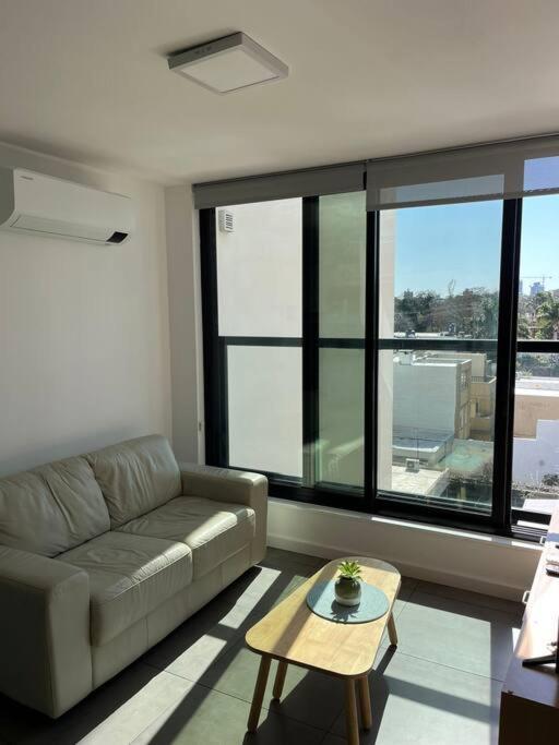 Apartamento En Malvin Piscina