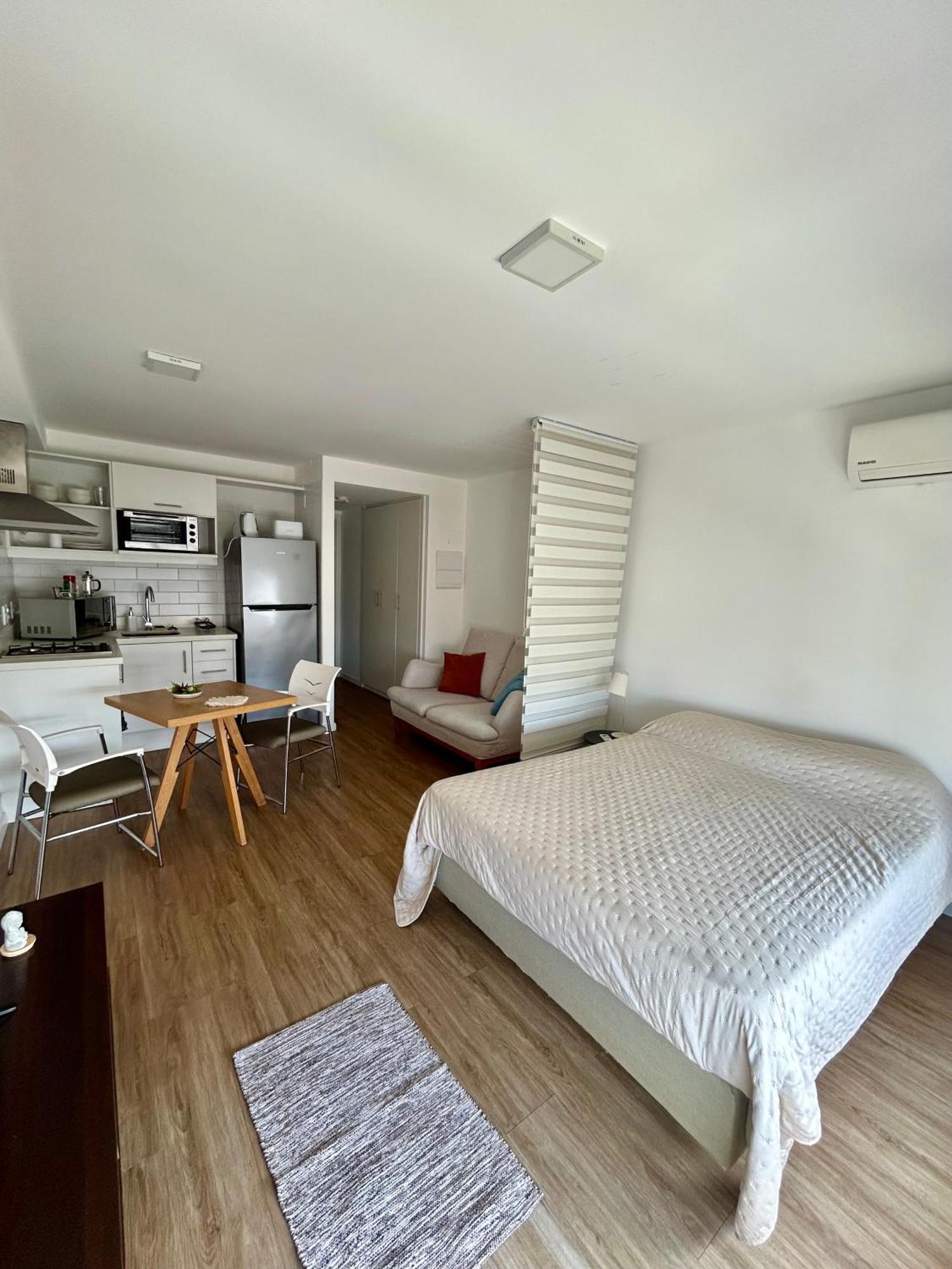 Apartamento Hermoso Monoambiente En Punta Carretas Piso 9 Montevideo