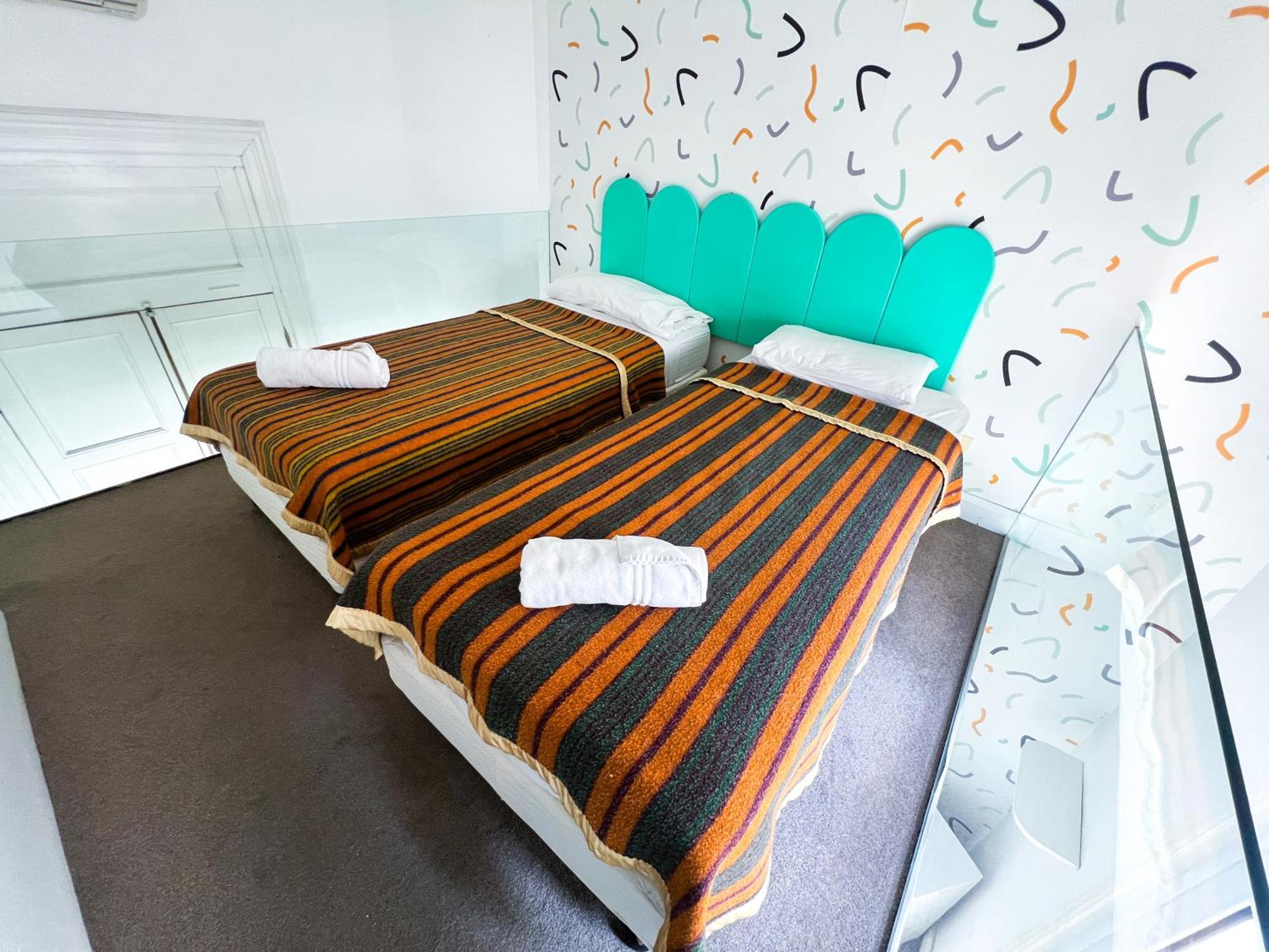 El Viajero Downtown Hostel&suites Hotel 2*