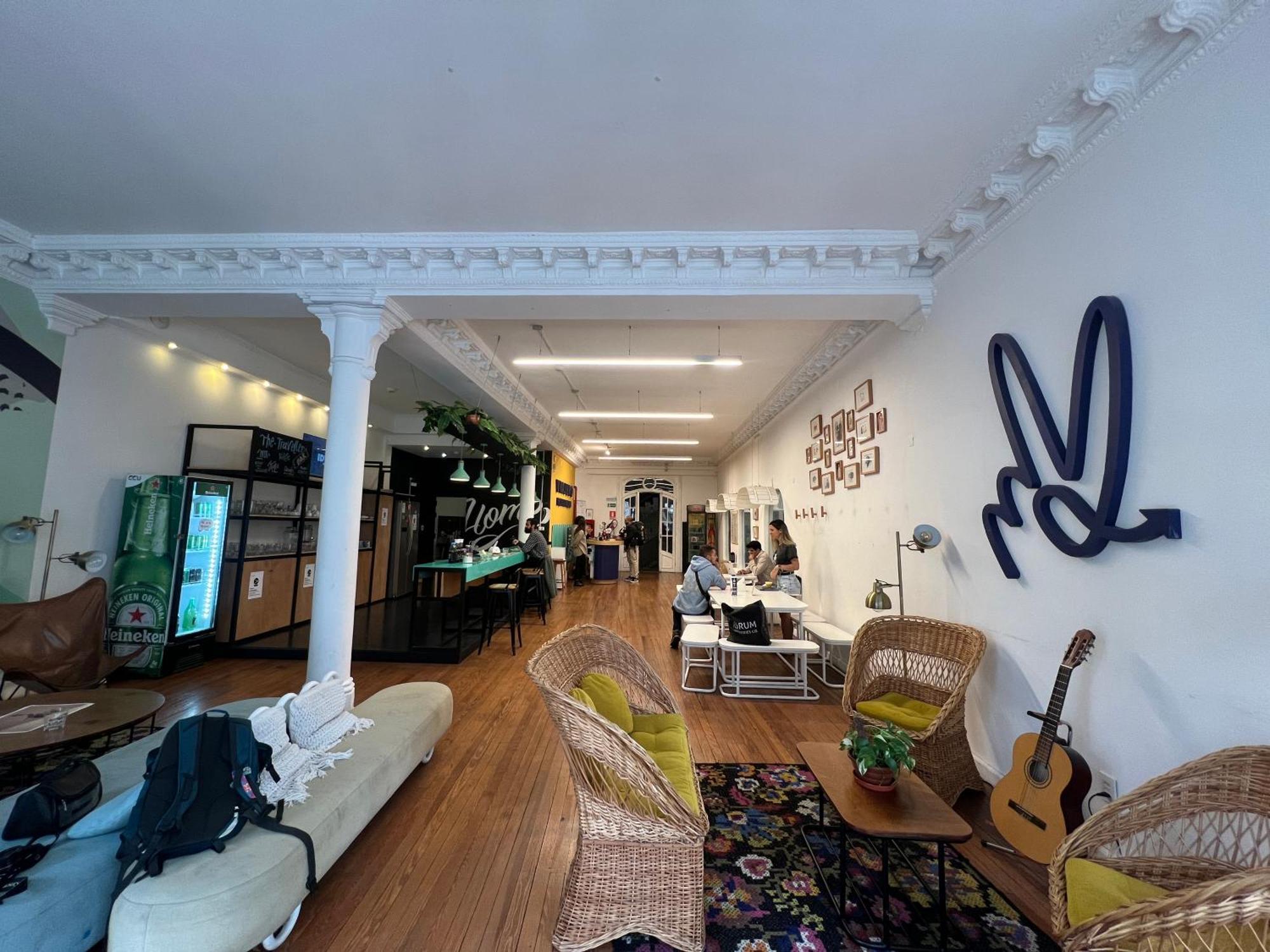 El Viajero Downtown Hostel&suites Hotel 2*