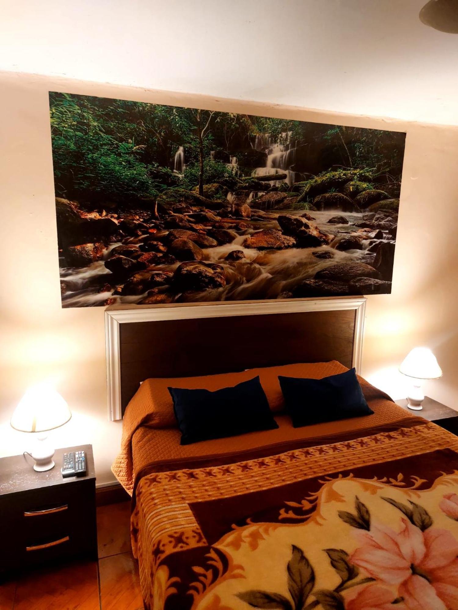 La Nueva Hostal *