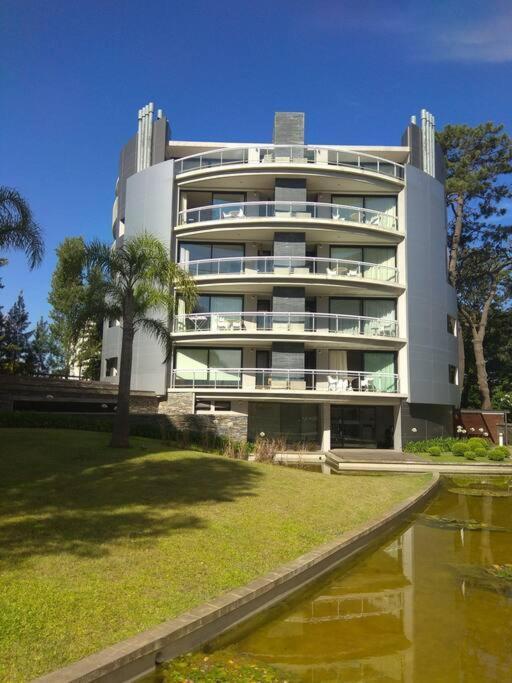 Loop 1d, 80 M2, Parrillero Y Deck En Carrasco * Montevideo