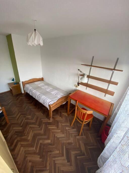 Apartamento Familiar De 3 *