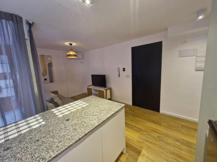 Apartamento En El Centro, Nuevo Y Funcional - Parking Con Reserva Previa *