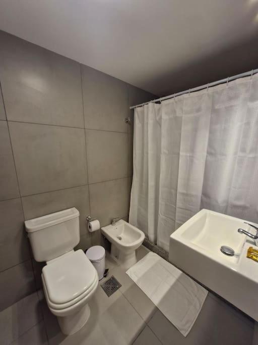 Apartamento En El Centro, Nuevo Y Funcional - Parking Con Reserva Previa *