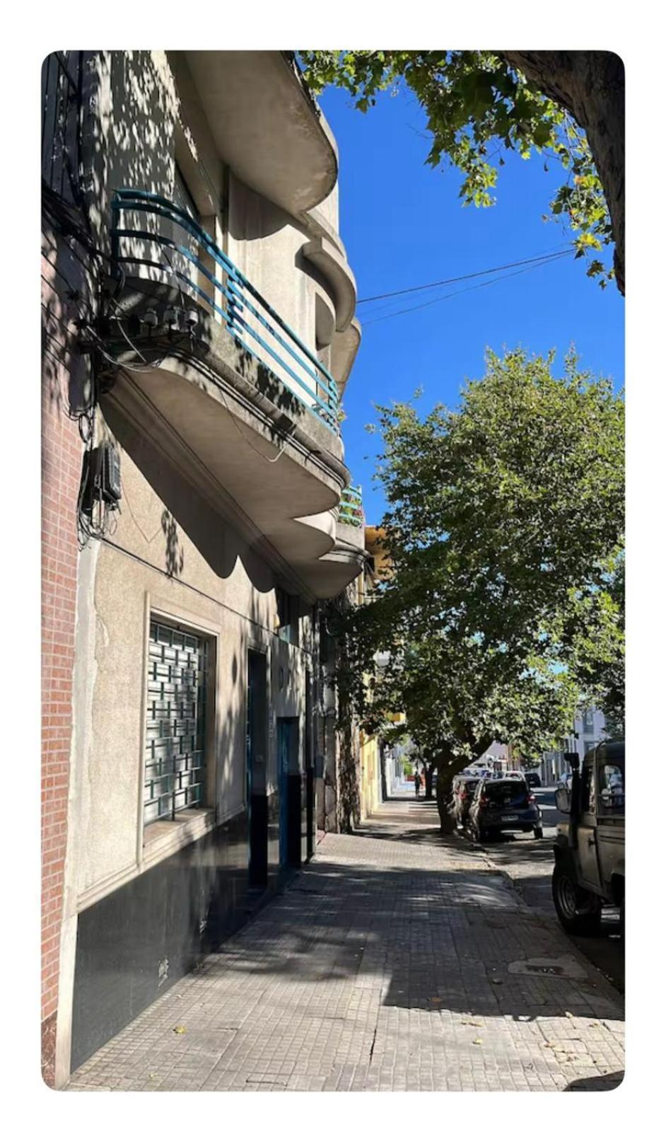 Single En Casa Art Deco En Barrio Sur Montevideo