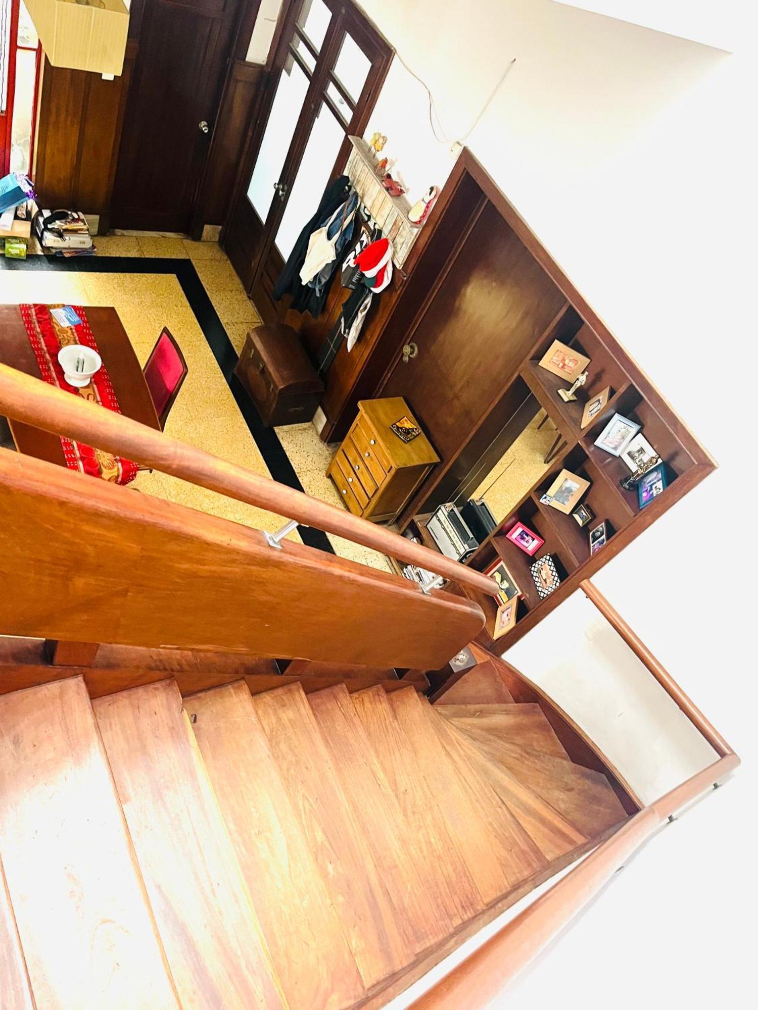 Single En Casa Art Deco En Barrio Sur * Montevideo