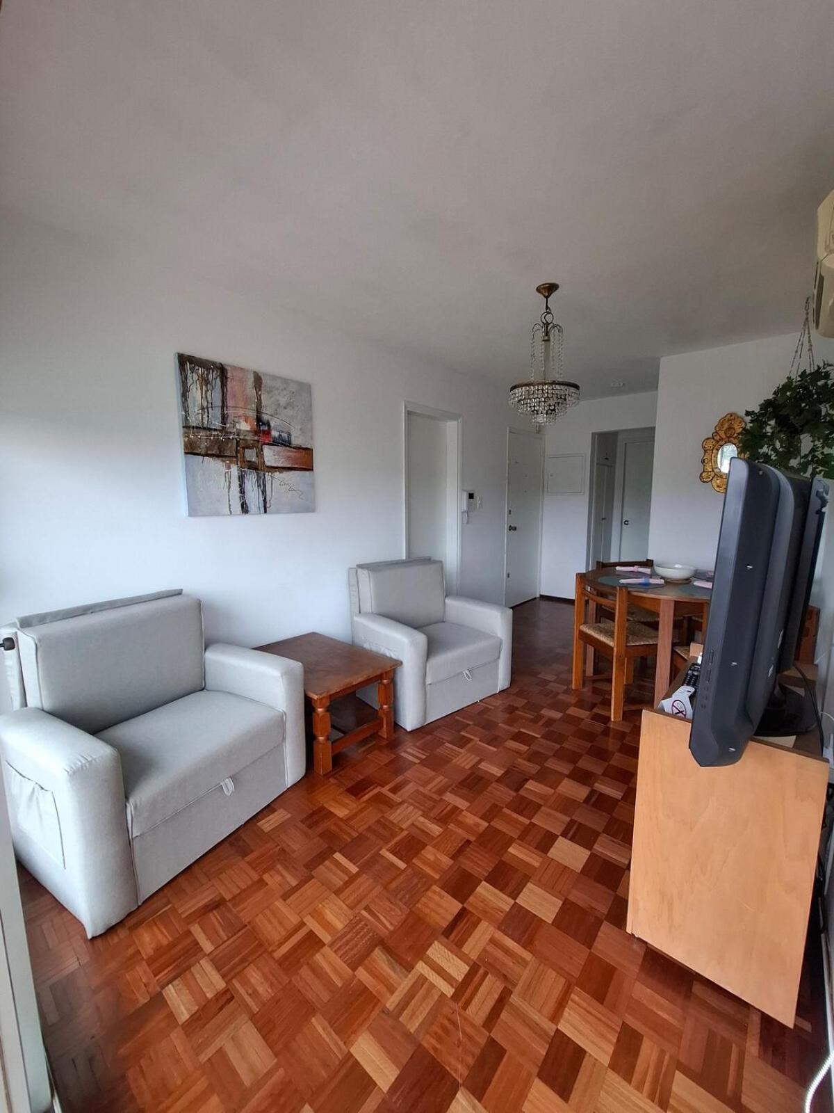 A 300 Metros Del Mar En Malvin, Montevideo