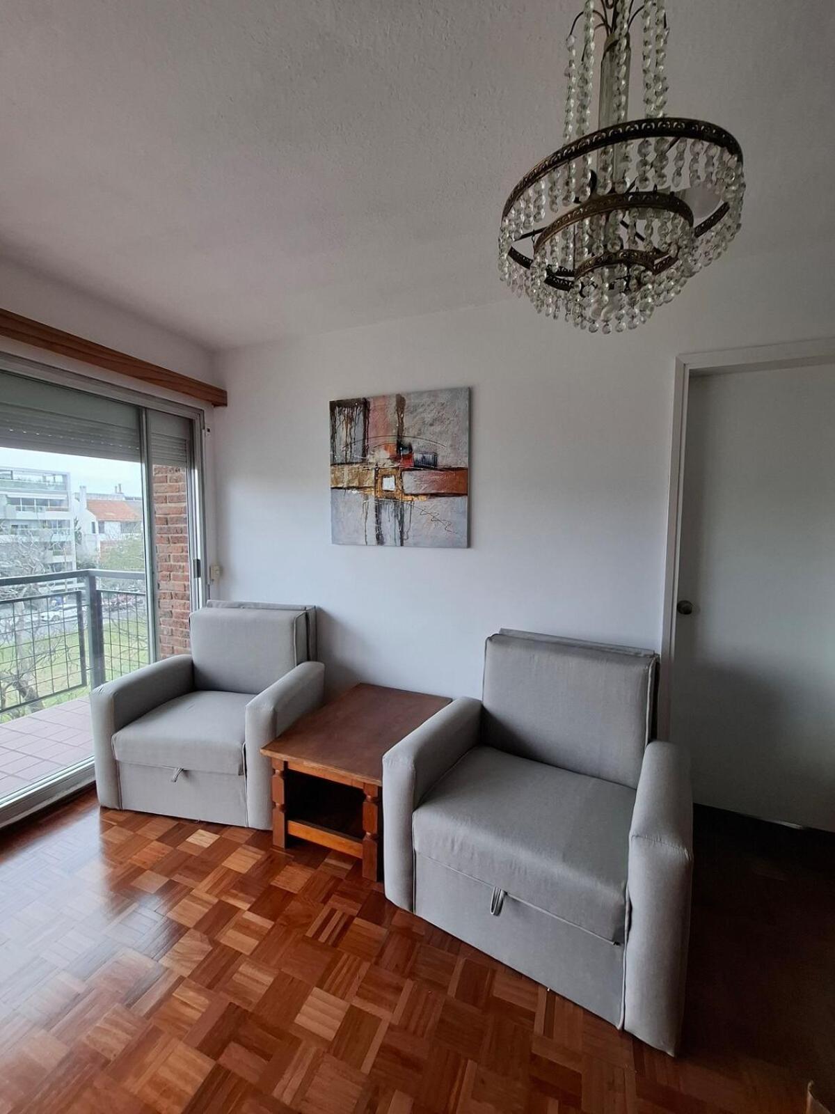 A 300 Metros Del Mar En Malvin, Montevideo
