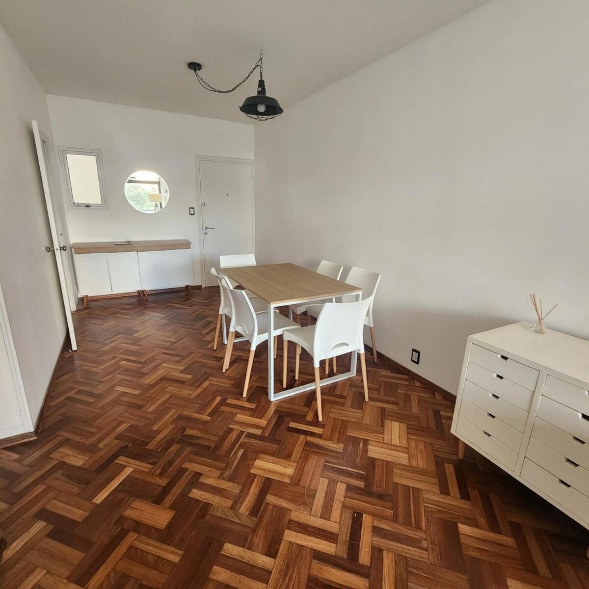 Apartamento In Pocitos
