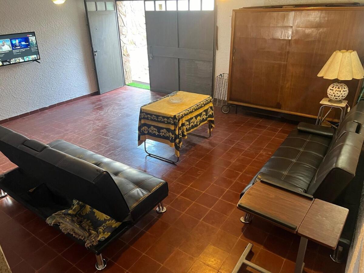 Drive In House Location Carrasco 4 Beds Сasa de vacaciones Montevideo