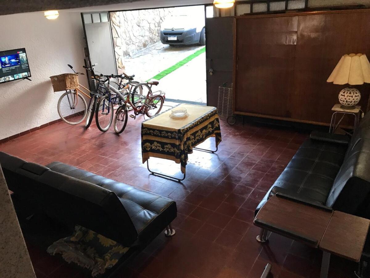 Drive In House Location Carrasco 4 Beds Сasa de vacaciones