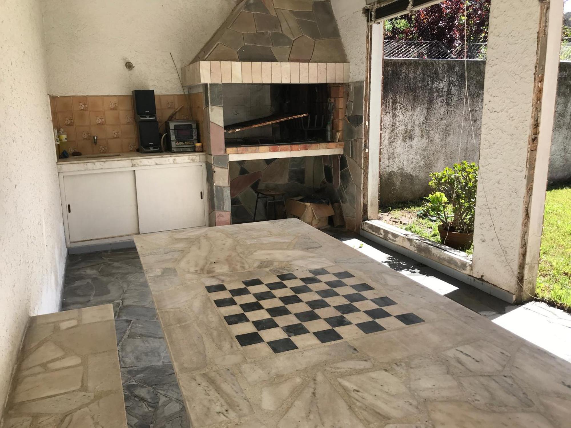 Large 2 Floors In Carrasco