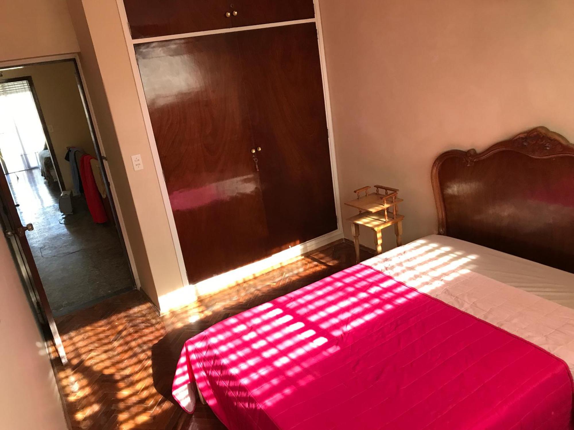 Large 2 Floors In Carrasco