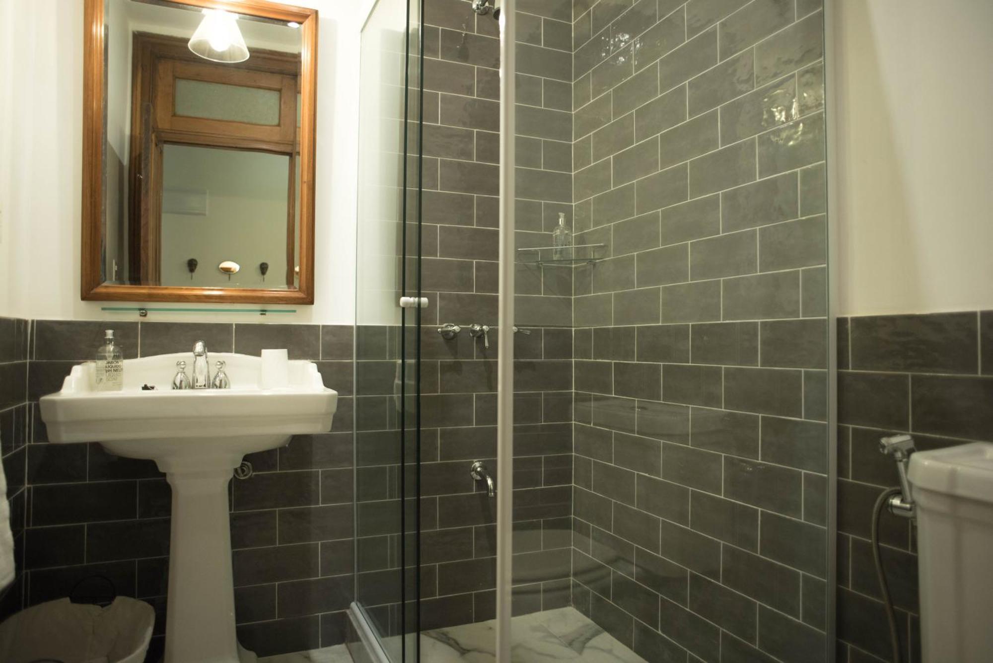 Apartamento De Un En El Palacio Salvo Montevideo