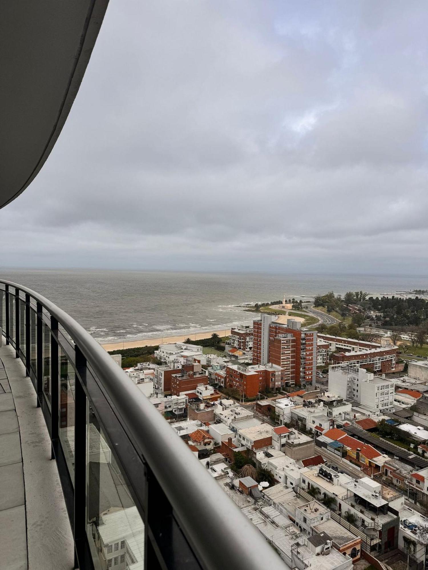 Apartment De Luxo Com Vista O Mar Em Buceo
