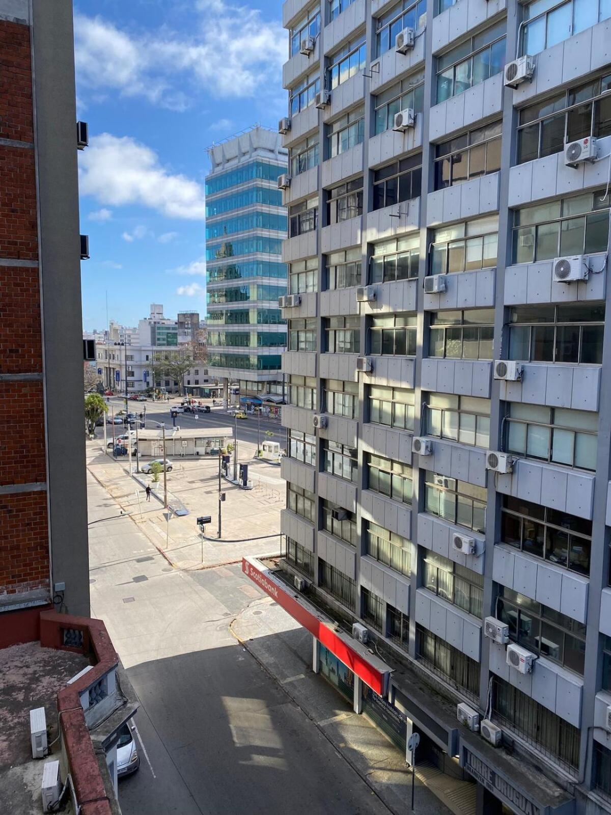 Nuevo En Excelente Lugar Apartment Montevideo