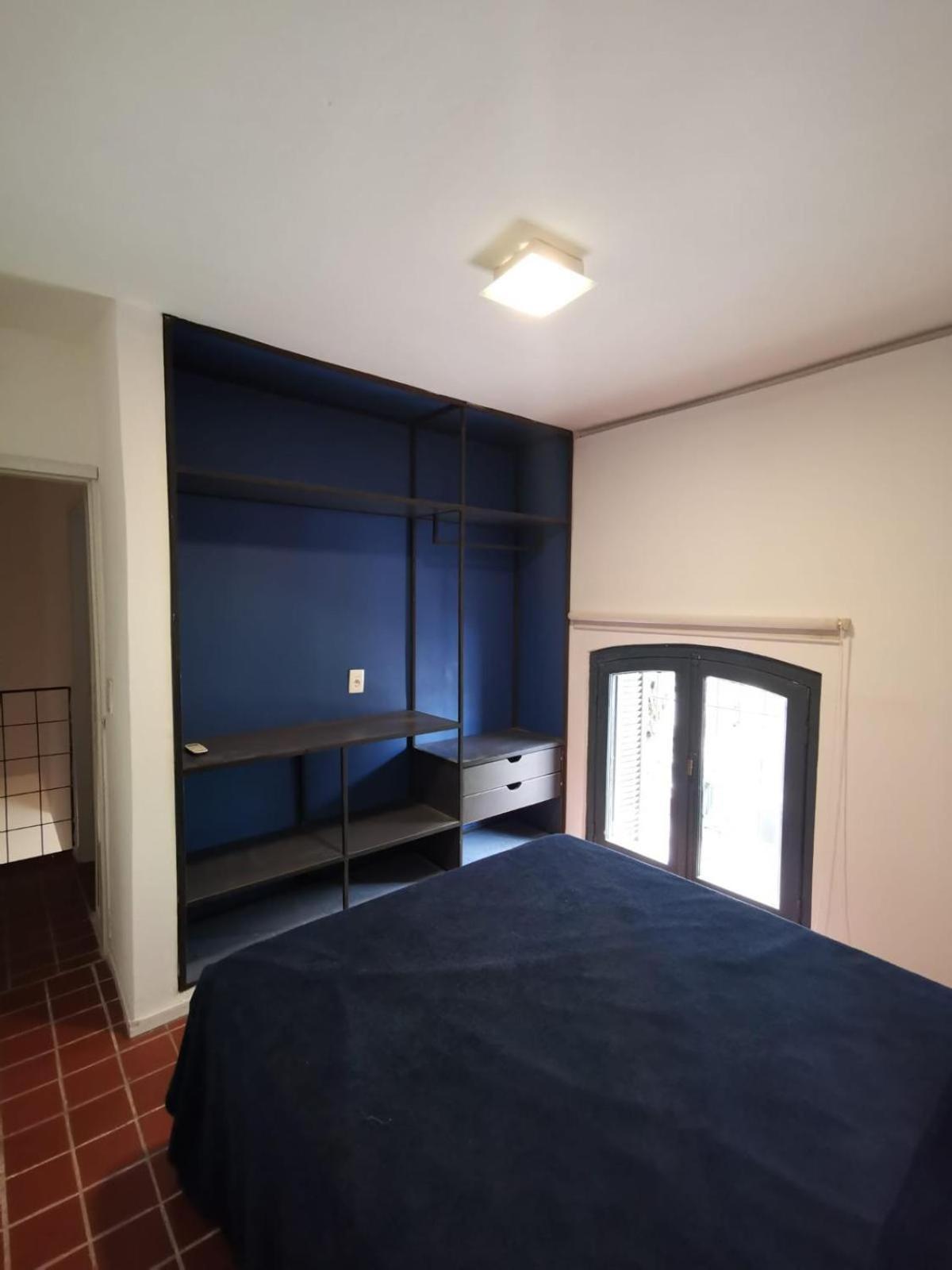 En Peatonal Ciudad Vieja Apartamento *