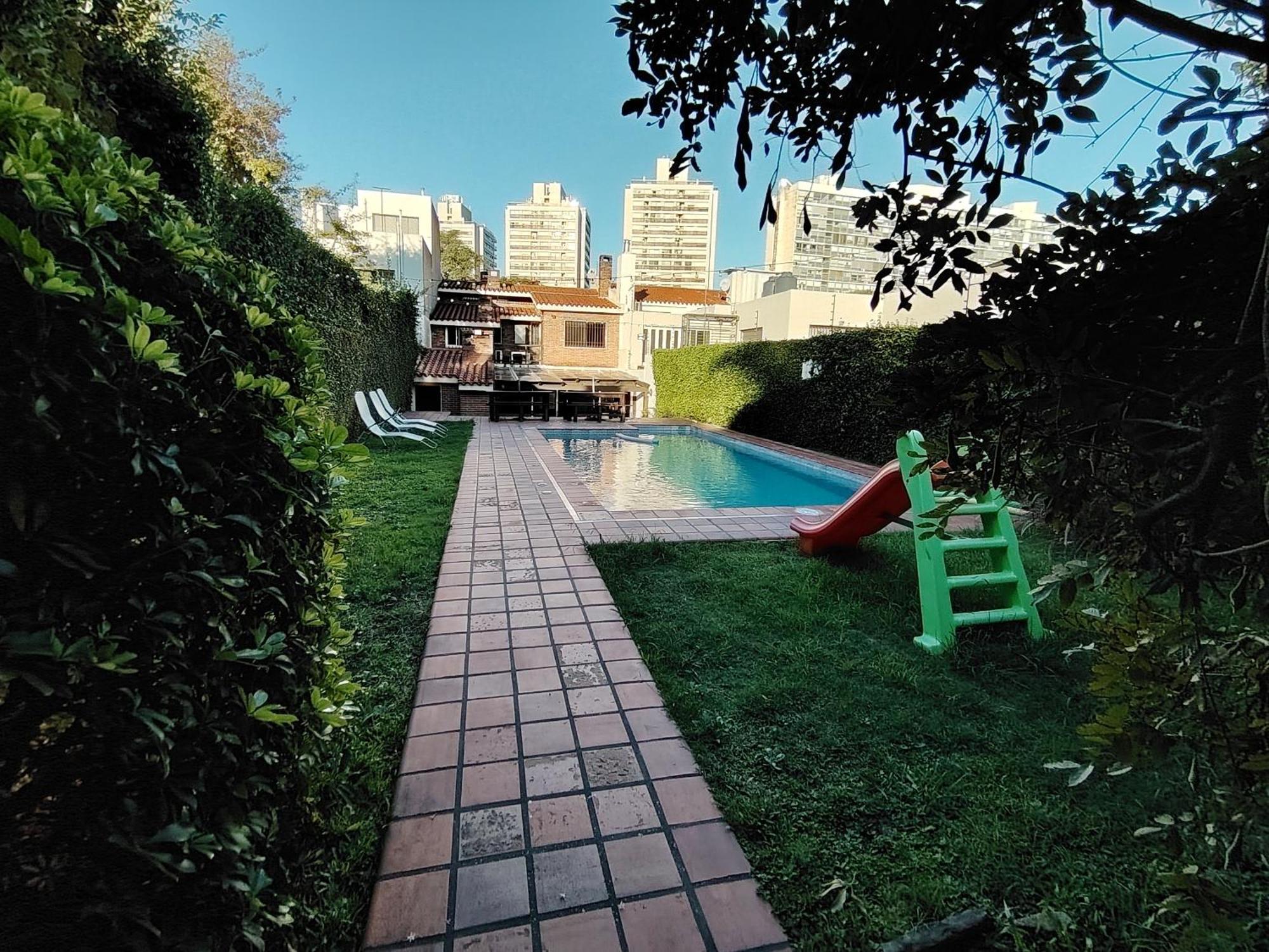 Espectacular Casa De 4 Y 5 Banos 12 Personas, En La Mejor Zona De Сasa de vacaciones