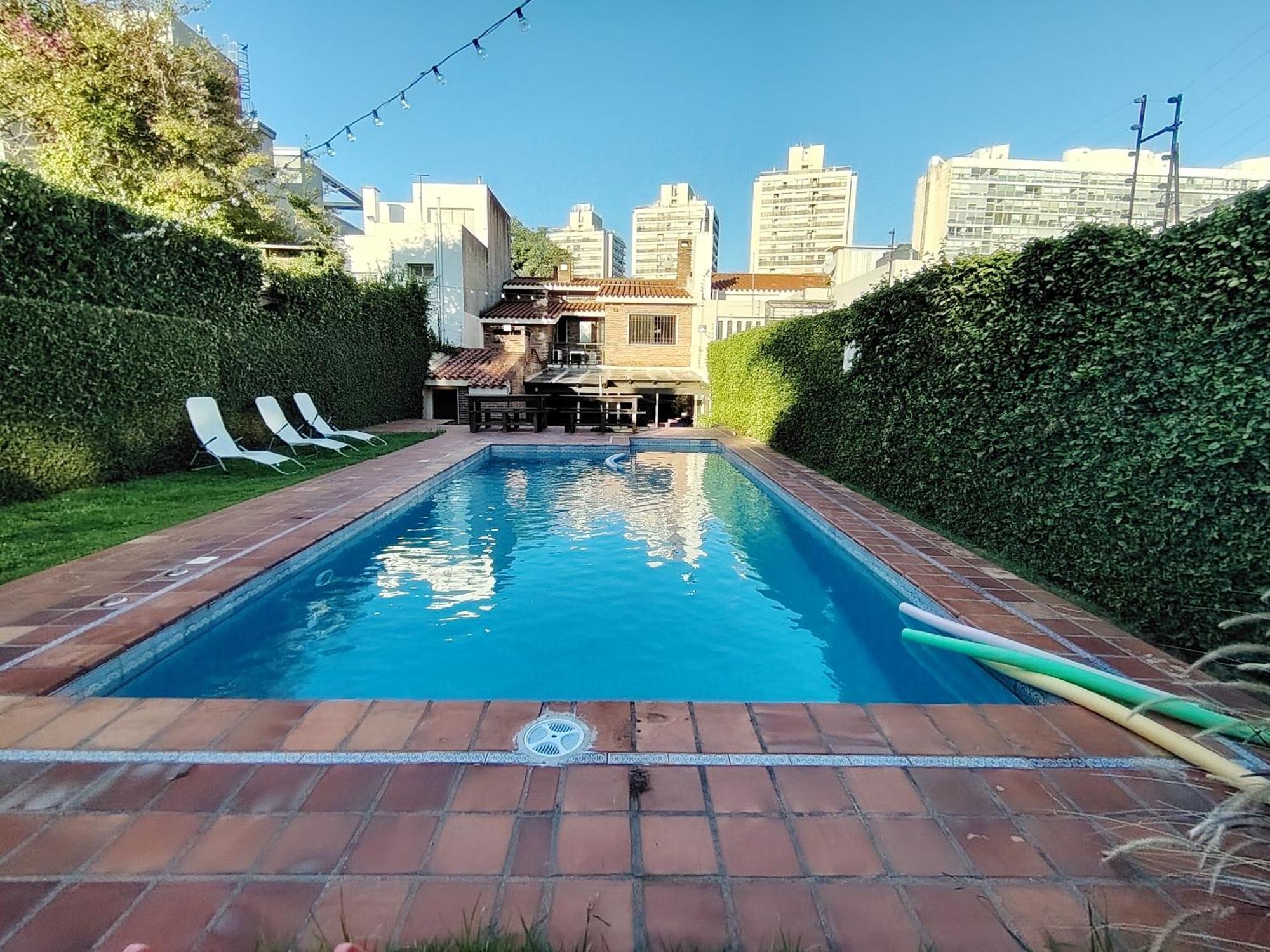Espectacular Casa De 4 Y 5 Banos 12 Personas, En La Mejor Zona De