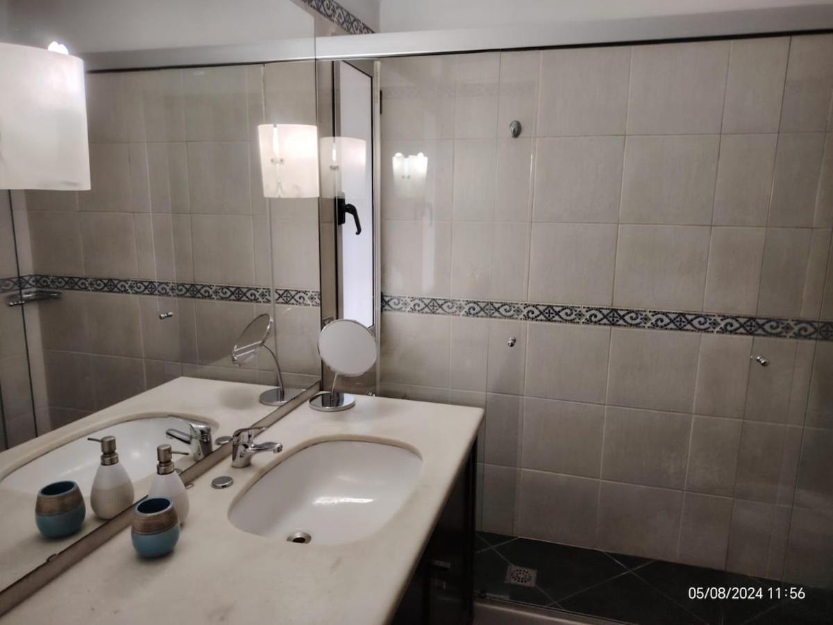 Сasa de vacaciones Espectacular Casa De 4 Y 5 Banos 12 Personas, En La Mejor Zona De Montevideo