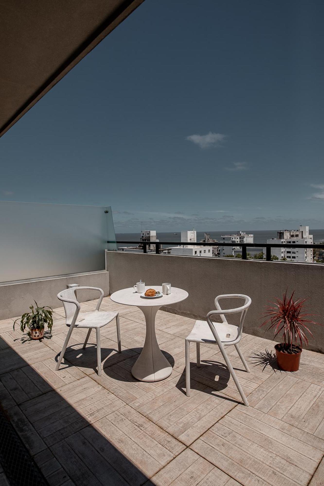 Smart 4* Montevideo
