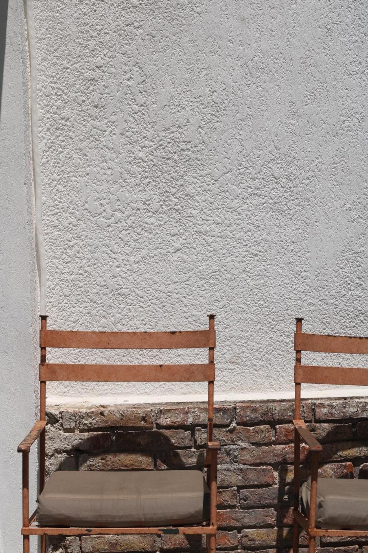 Con Encanto Y Patio Privado, Cerca De Playa Pocitos Apartamento Montevideo
