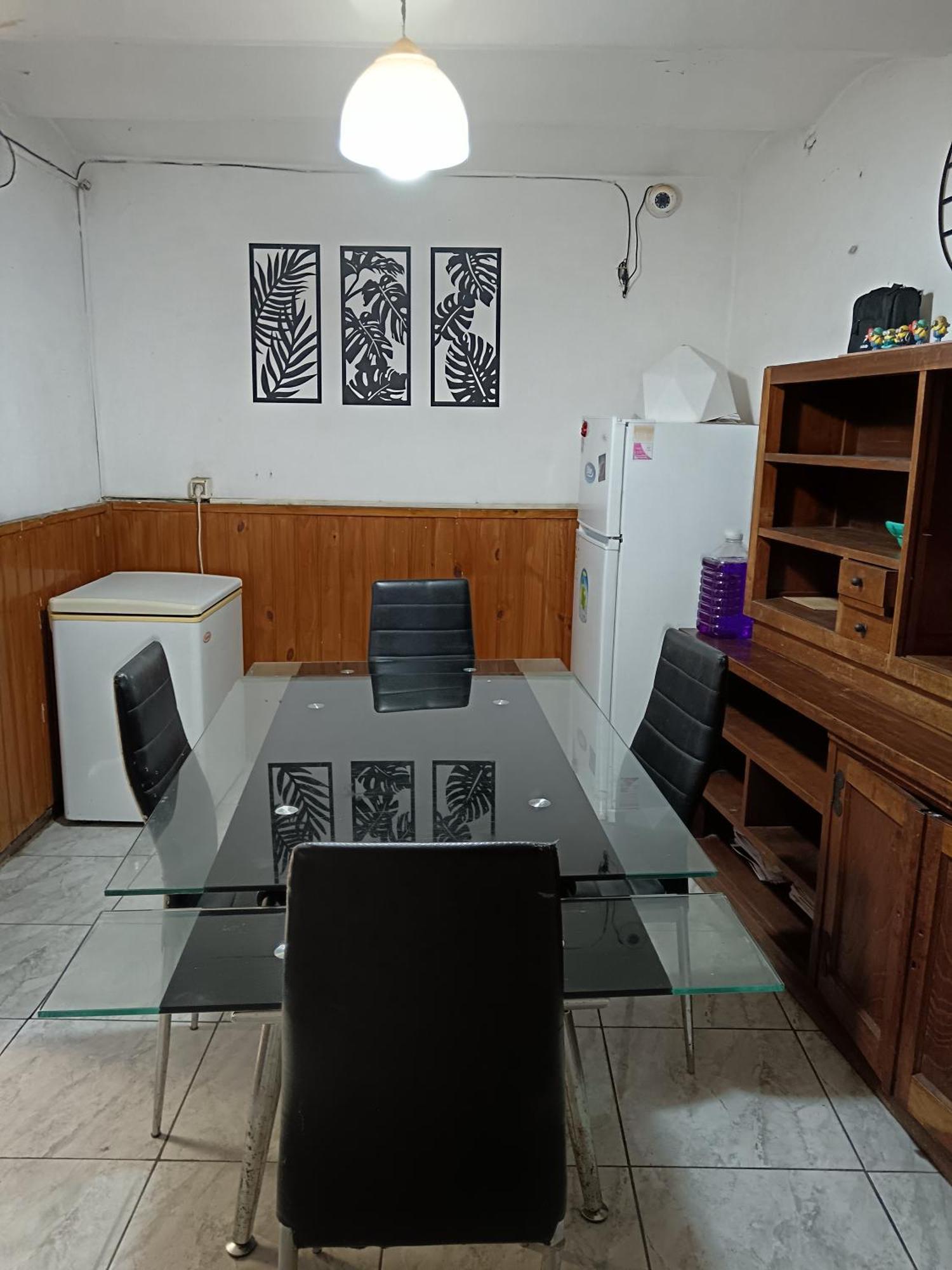 Privada
