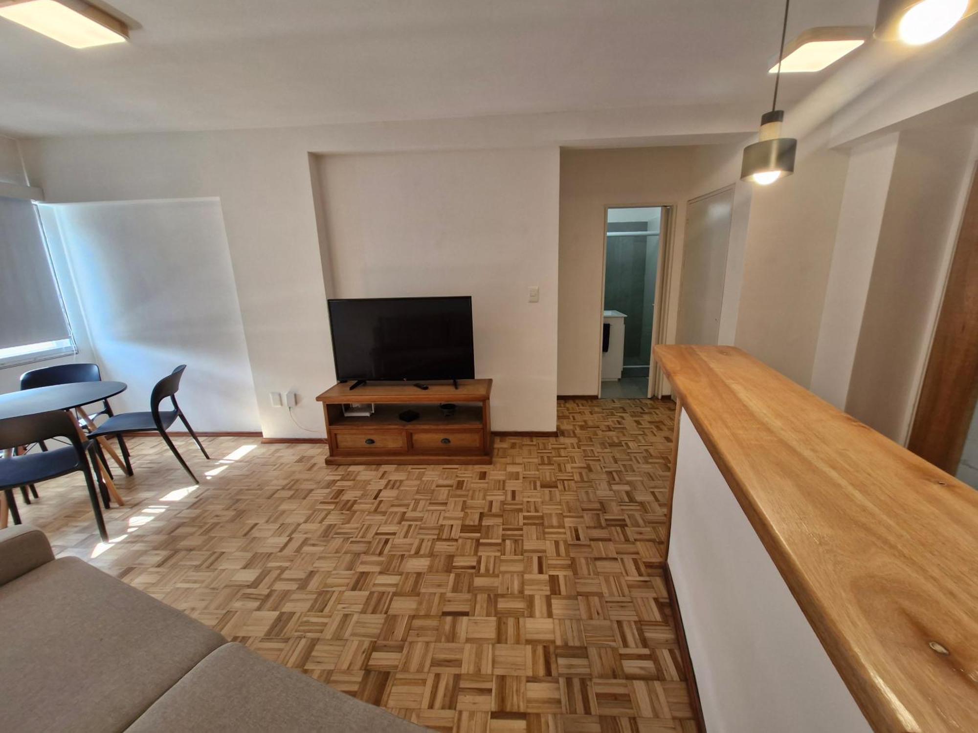 En El Casco Antiguo, Excelente Ubicacion Apartamento