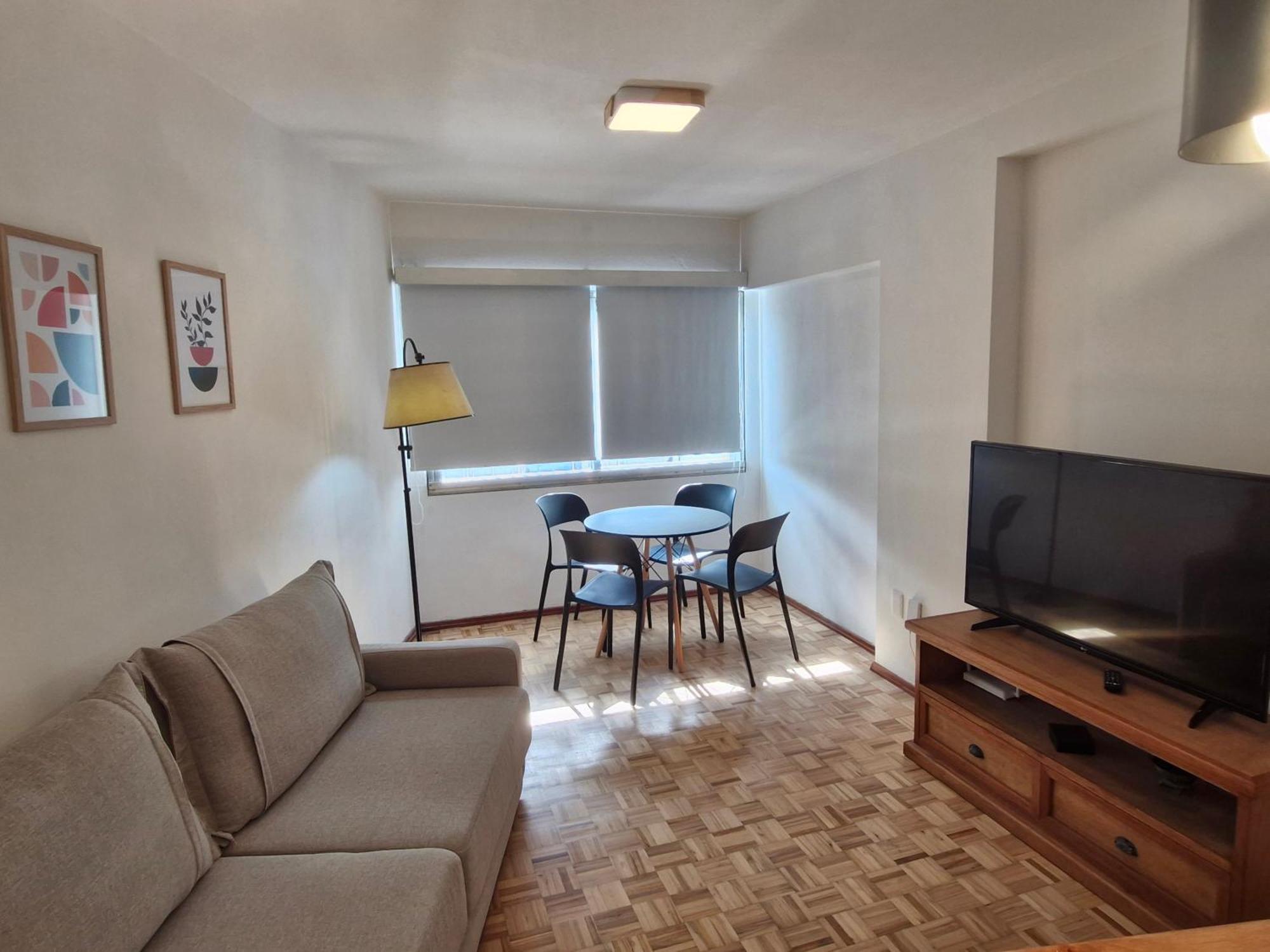 Apartamento En El Casco Antiguo, Excelente Ubicacion