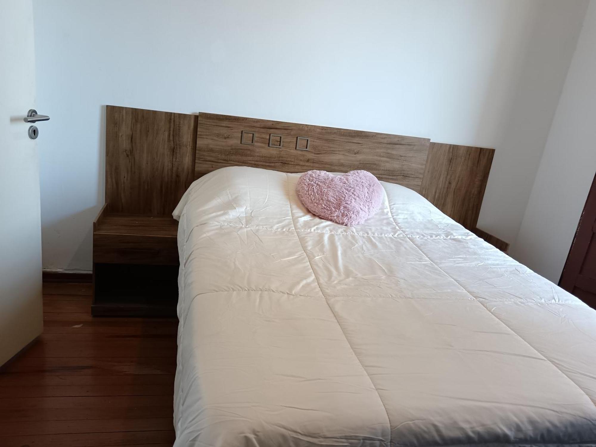 Privada En Apto Compartido Apartment Montevideo