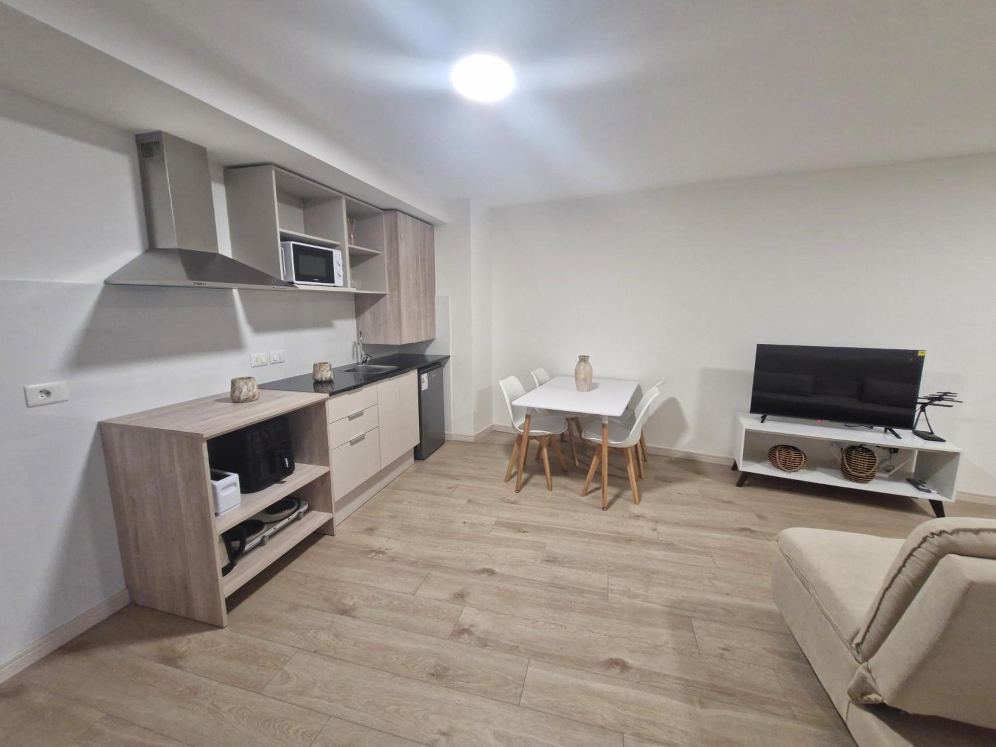 Funcional, Centrico Y Comodo Apartamento