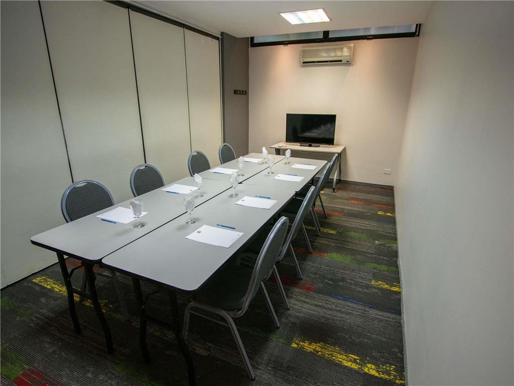 Hotel Ibis Rambla 3*
