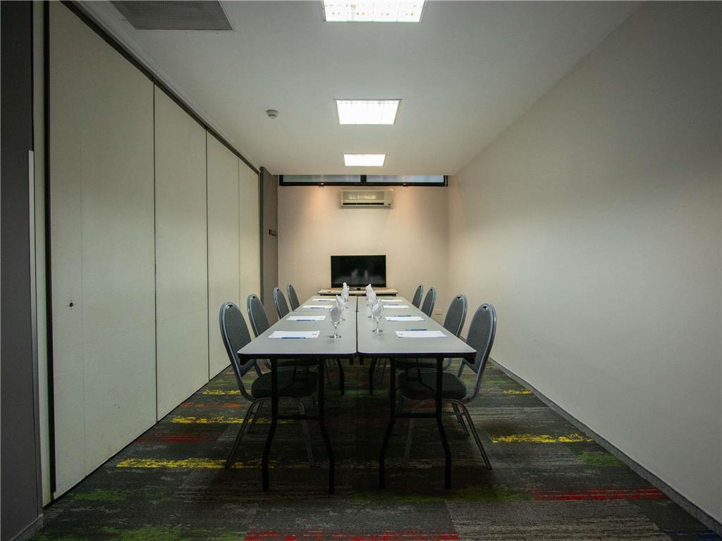 Ibis Rambla Hotel