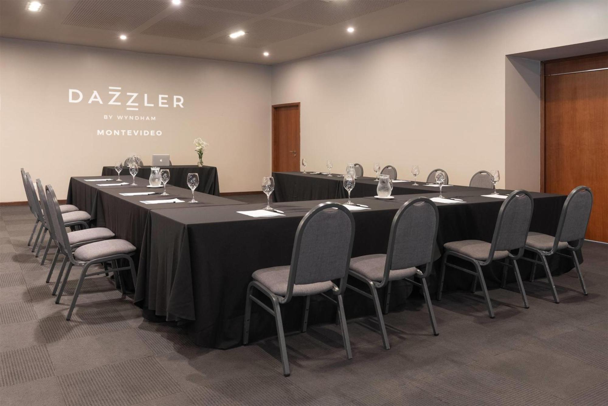 Hotel Dazzler By Wyndham Montevideo