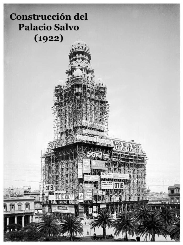 Great View Of Plaza De Independencia Palace Except * Montevideo