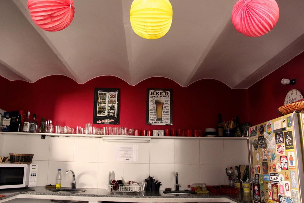 Hostal Contraluz Arthostel