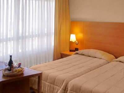 Tryp 4*