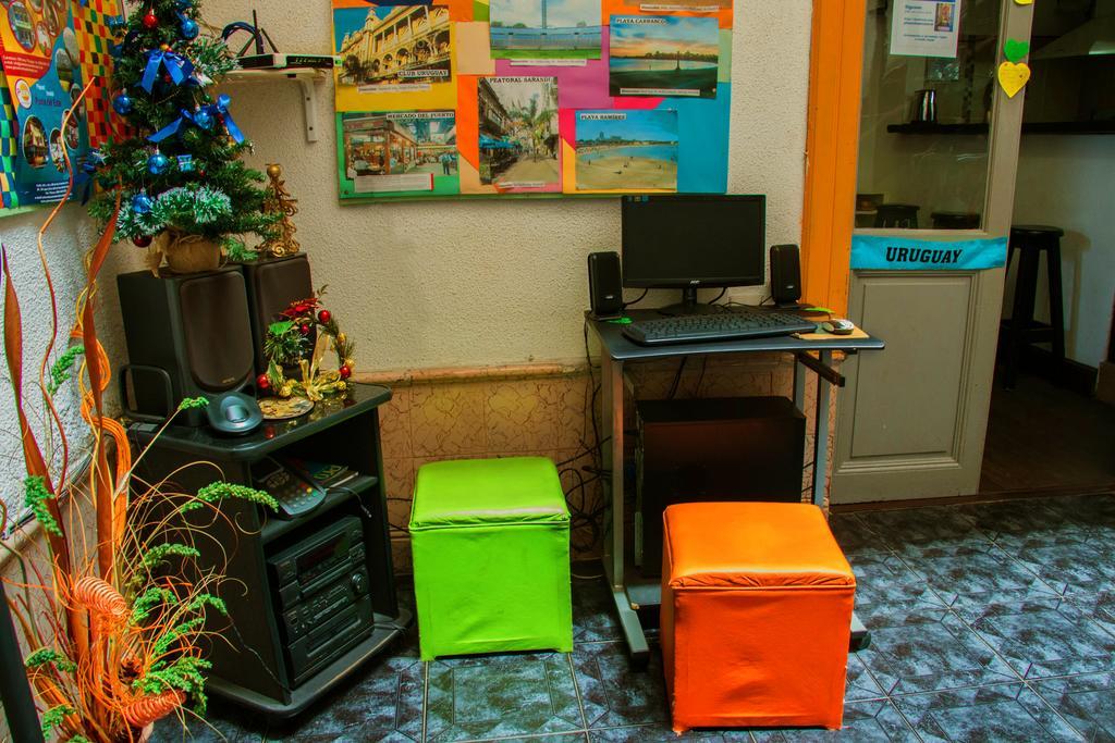 Planet Hostel