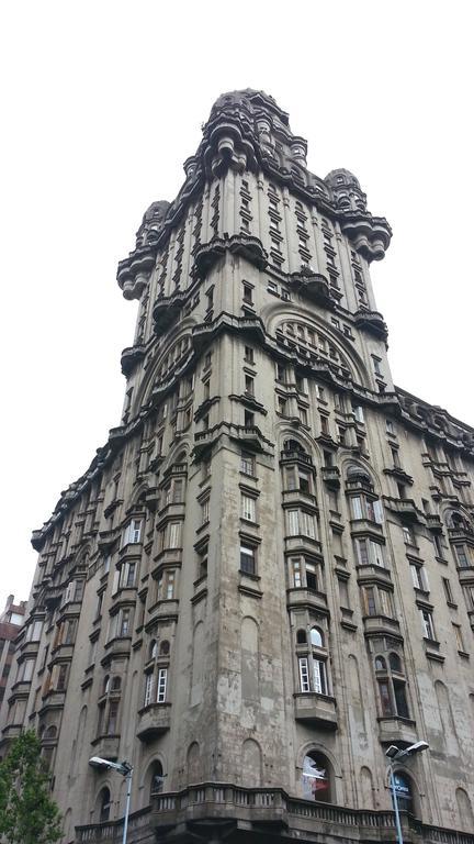 Palacio Salvo Montevideo