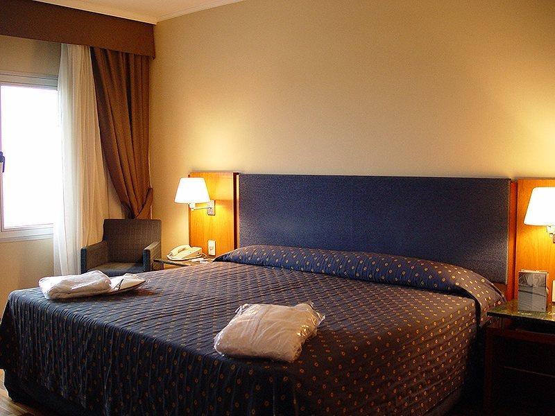 Hotel Nh Columbia Montevideo