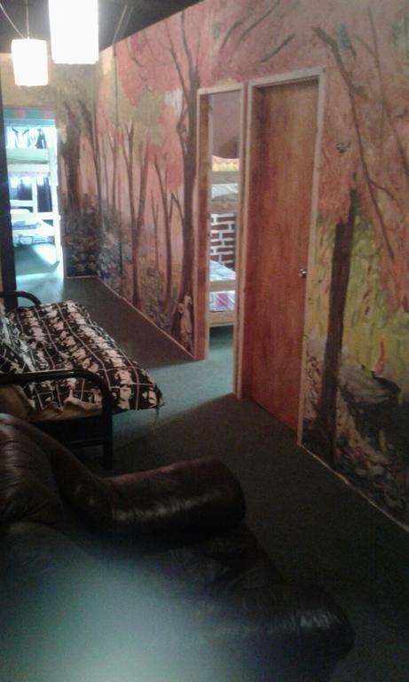 Tazu Hostel (Adults Only)