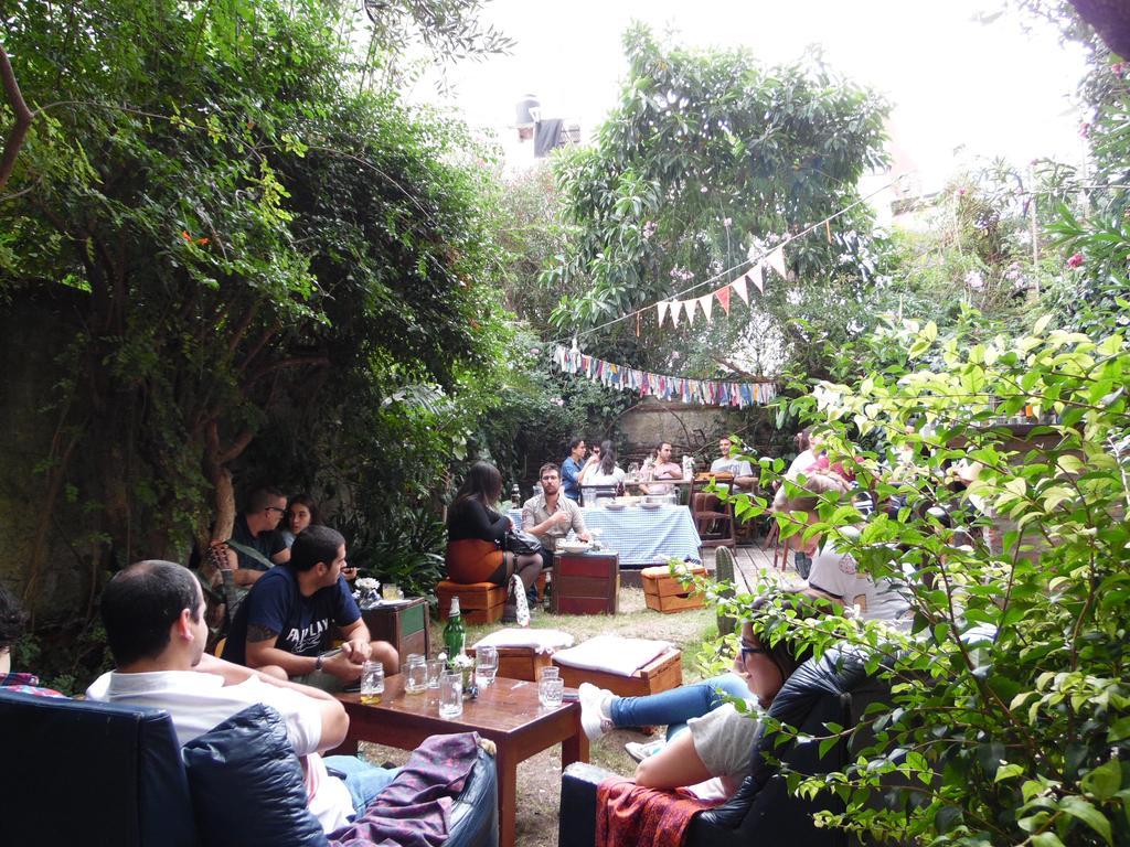 Pocitos Hostal *