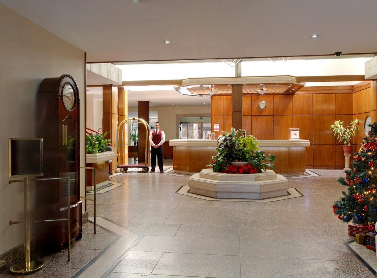 Balmoral Plaza