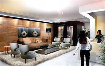 Hotel Palm Plaza